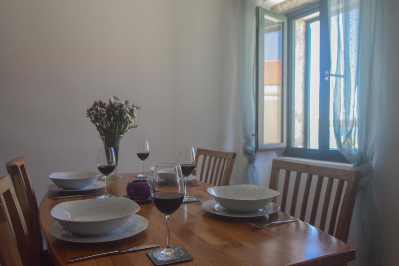 Sea View Apartment *