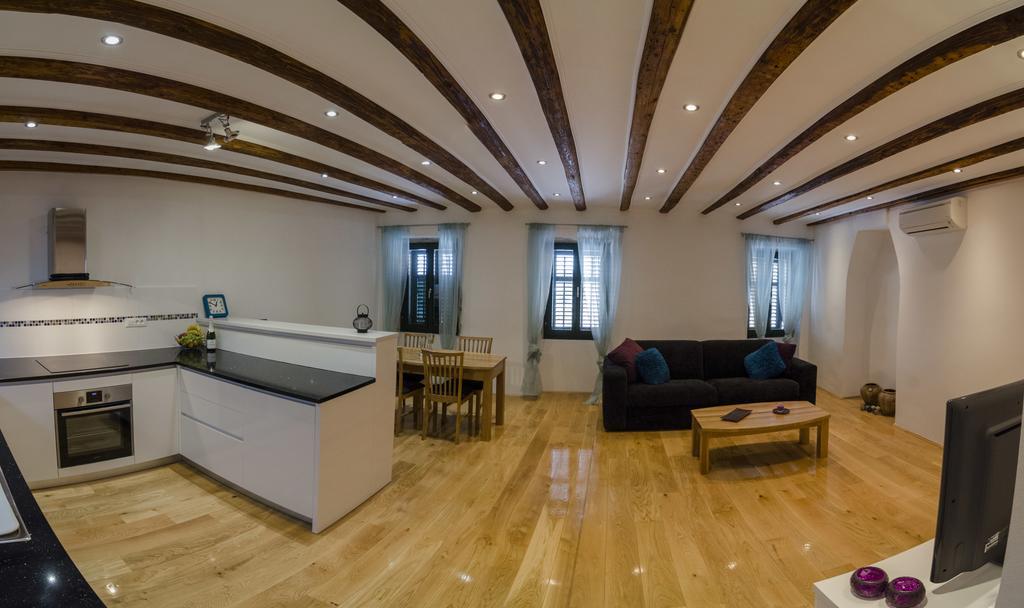 Sea View Apartment